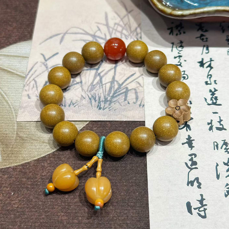 Gardenia Bloom R-B10丨Vintage Oriental Fresh Floral Scent Wristband Carved Plum & Osmanthus Bud Decor