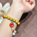 Pear Chamber Incense R-B35丨Bookish Pear Agarwood Fragrance Boxwood Wrist Beads Chinese Style Scented Wrist Ornament Ceramic Tassel Details