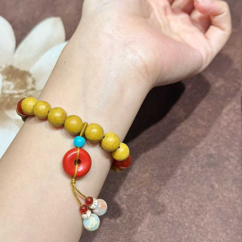 Pear Chamber Incense R-B35丨Bookish Pear Agarwood Fragrance Boxwood Wrist Beads Chinese Style Scented Wrist Ornament Ceramic Tassel Details