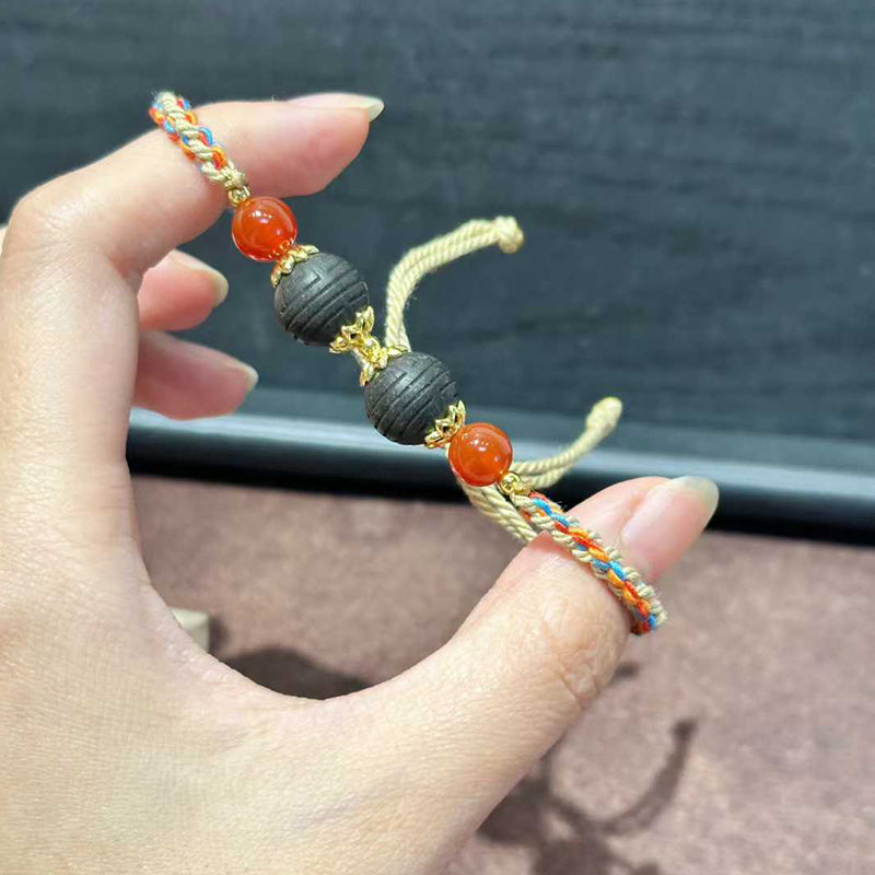 R-B37 丨Traditional Oriental Blended Aroma Bead Wrist Cord