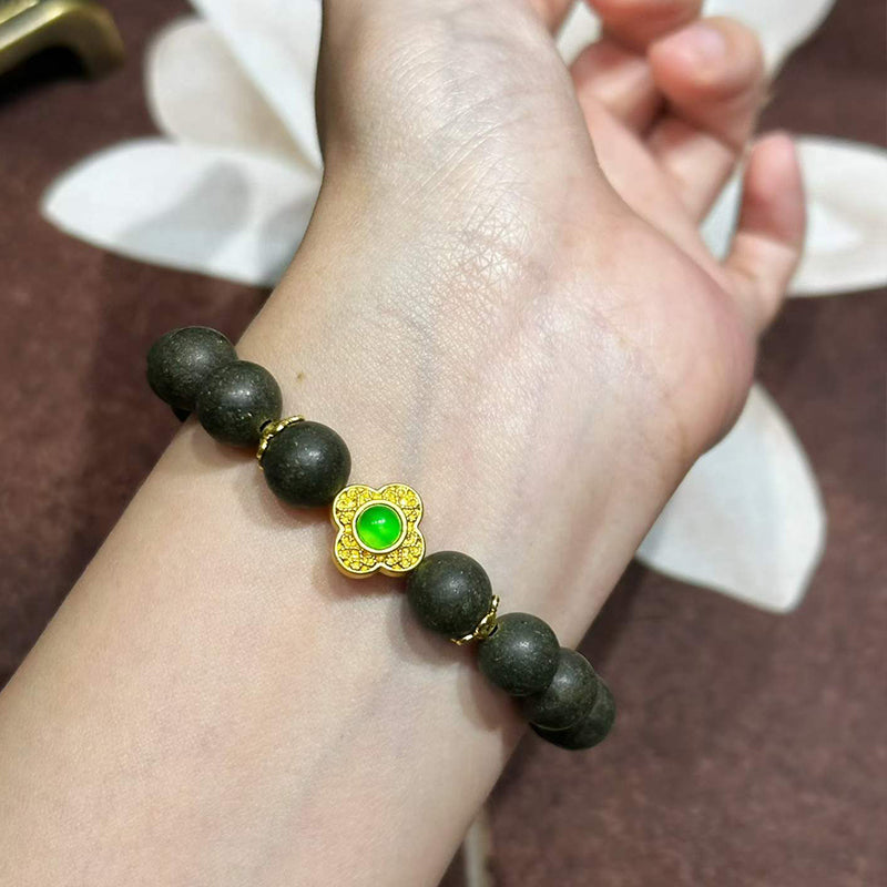 Pine Wood Whisper R-B44丨 Pine Wood Whisper Ancient Forest Blended Plant Aroma Wrist Beads with Gold Inlaid Green Jade Clover Accents