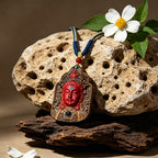 High-end custom-made · Red-inlaid Guanyin - Projection Stone